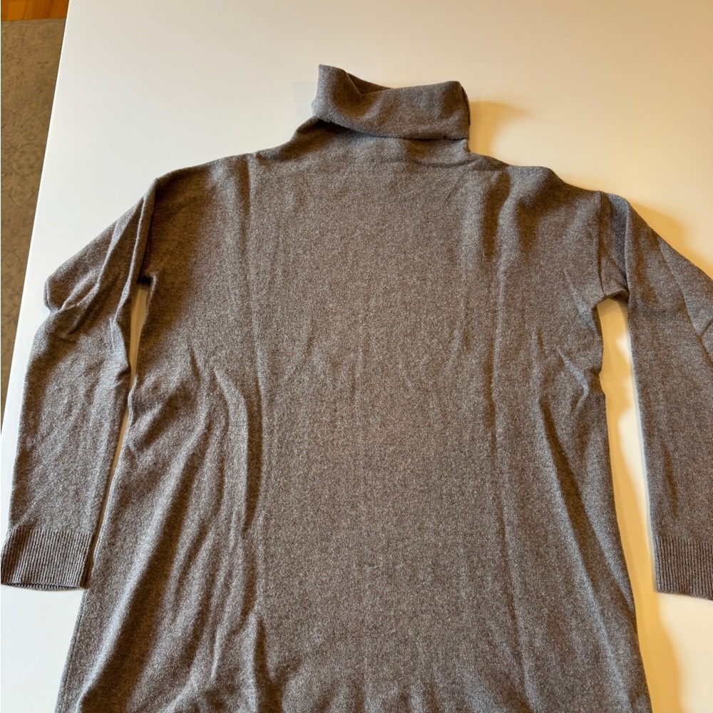 Vince Cashmere Turtleneck Sweater, tan